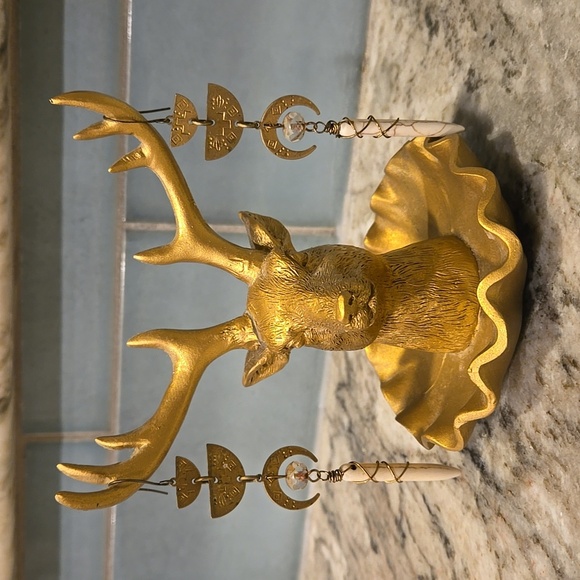 Jewelry - Gorgeous artisan earnings
